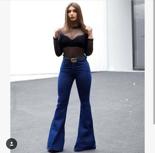 FlareUp™ – Eleva tu estilo, alarga tus piernas